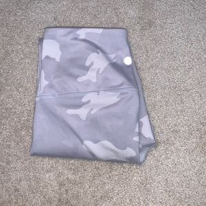 Camo leggings